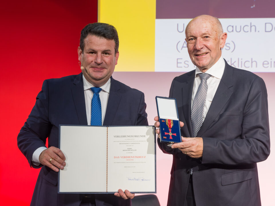 Bundesverdienstkreuz für Bernhard Müller